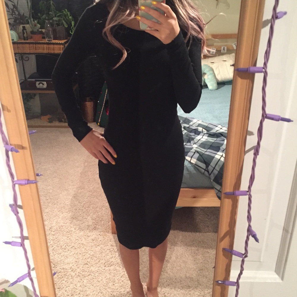 ⭐️4 for $30⭐️ Long sleeve black dress